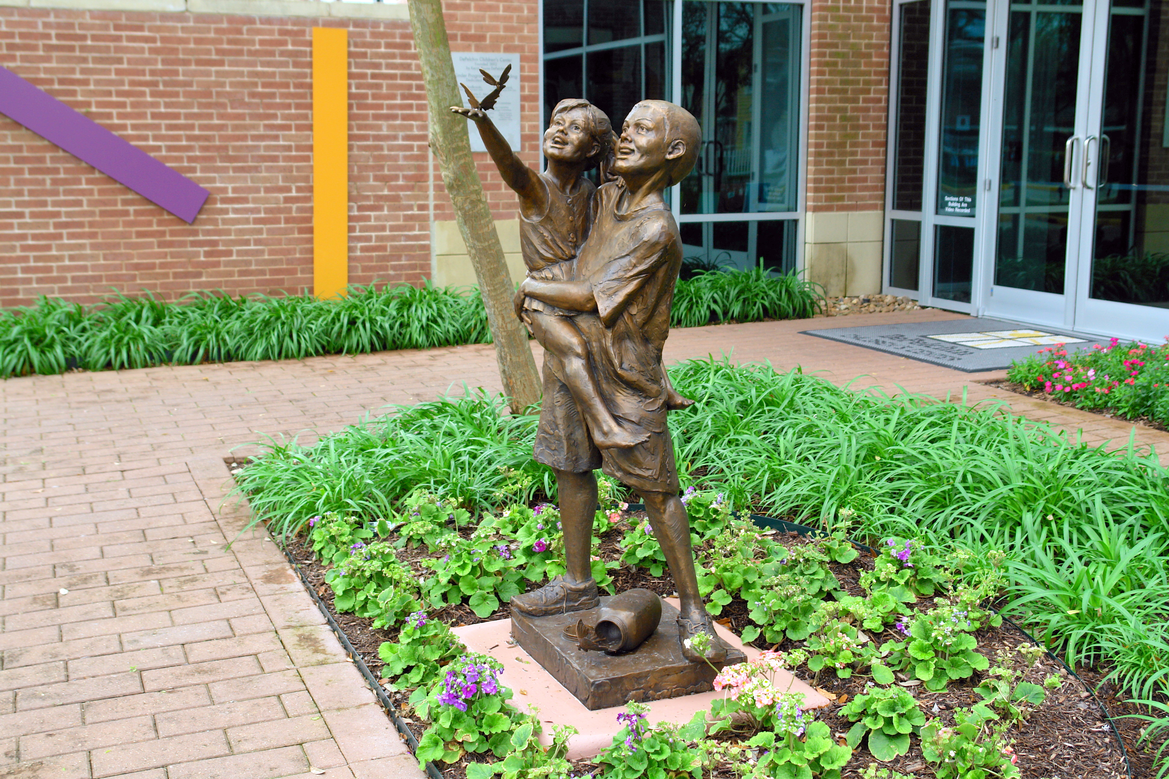 Tom Bellows Statue at Front Entrance